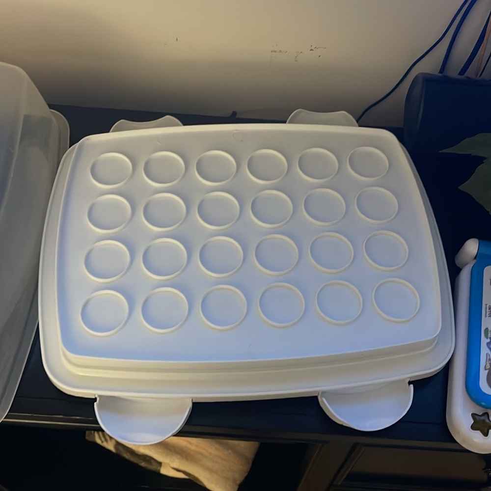 Cupcake container - Picture 2 of 4